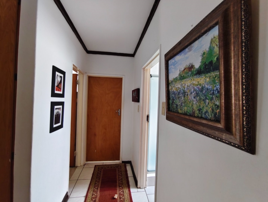 To Let 3 Bedroom Property for Rent in Pentagon Park Free State